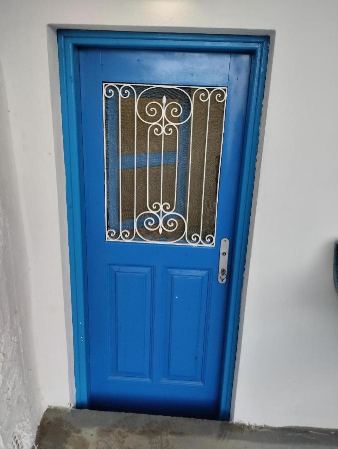 Light Blue Home Folegandros Town Екстер'єр фото