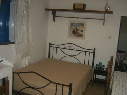 Light Blue Home Folegandros Town Екстер'єр фото
