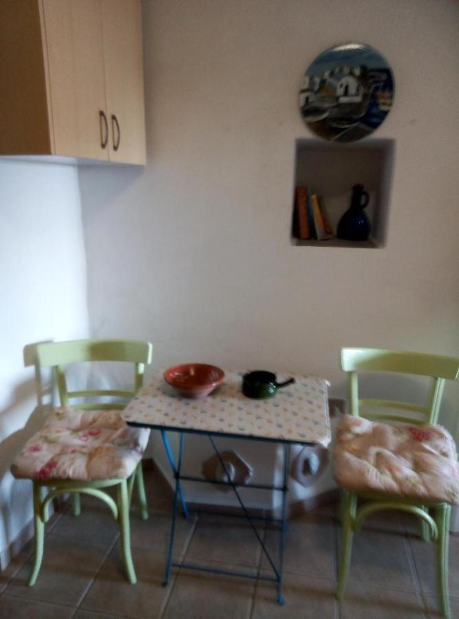 Light Blue Home Folegandros Town Екстер'єр фото